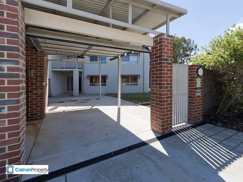 1/32  Waverley Road, Coolbellup WA 6163