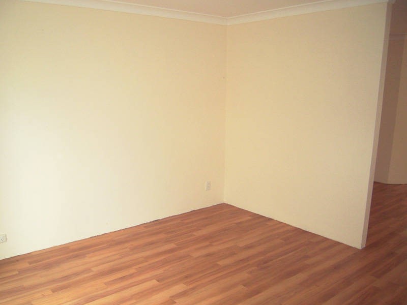 1/11 Bell Street, Rockingham WA 6168