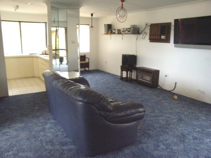 4 Foley Place, Rockingham WA 6168