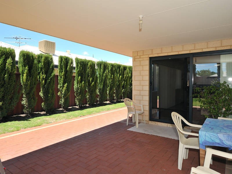 104 Fisher Street, Rockingham WA 6168