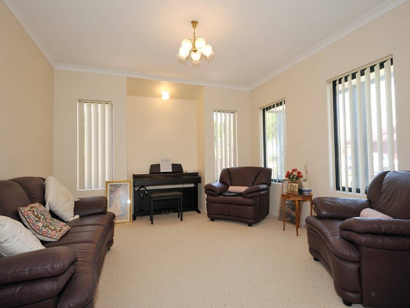 104 Fisher Street, Rockingham WA 6168