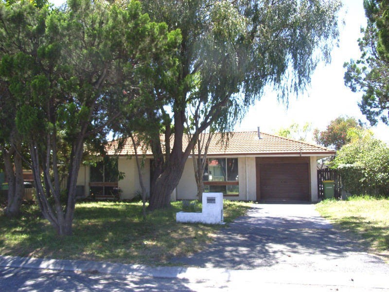 8 Doradeen Close, Hillman WA 6168