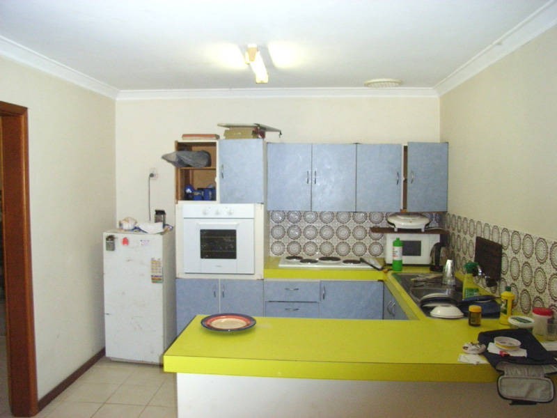 8 Doradeen Close, Hillman WA 6168