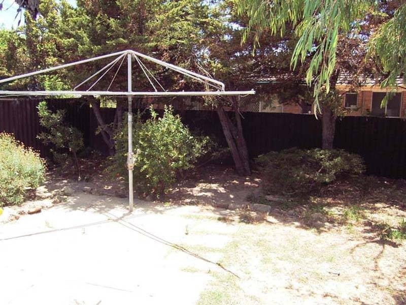 2 Solquest Way, Cooloongup WA 6168