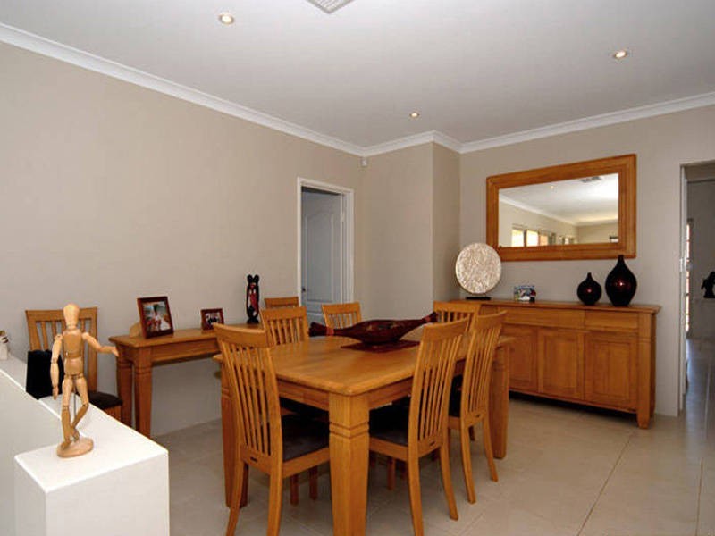 23 St Cloud Way, Port Kennedy WA 6172