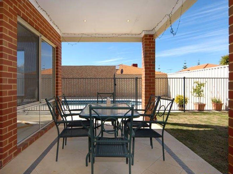 23 St Cloud Way, Port Kennedy WA 6172