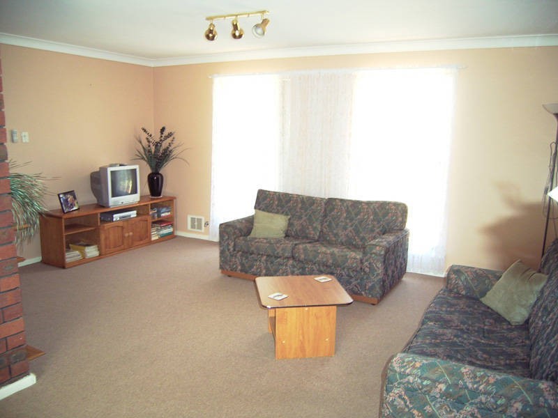 25 Kitson Street, Rockingham WA 6168