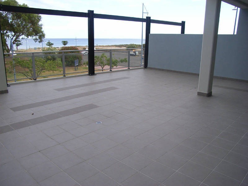 5/61 Rockingham Beach Road, Rockingham WA 6168