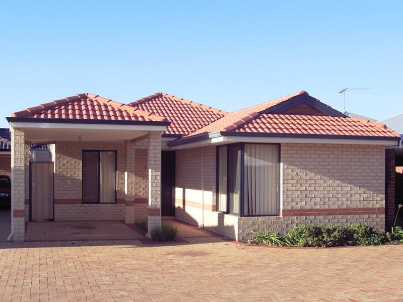 8/55 Moreton Crescent, Warnbro WA 6169