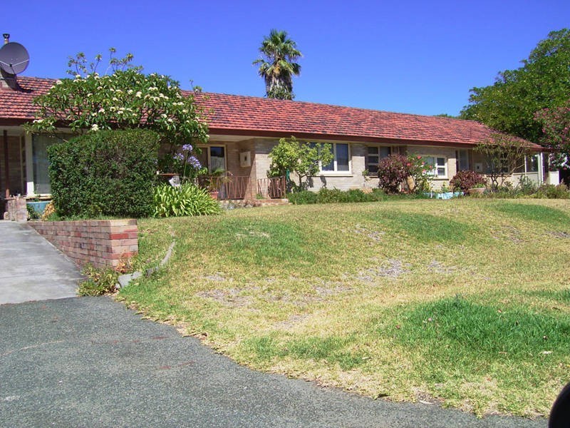 24 Smythe Street, Rockingham WA 6168