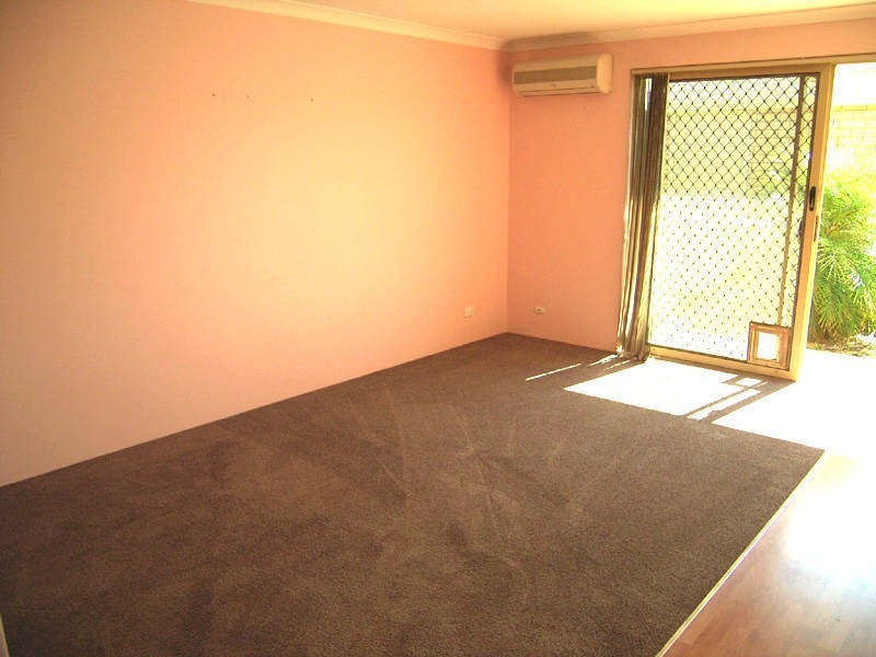 12/96 Simpson Avenue, Rockingham WA 6168