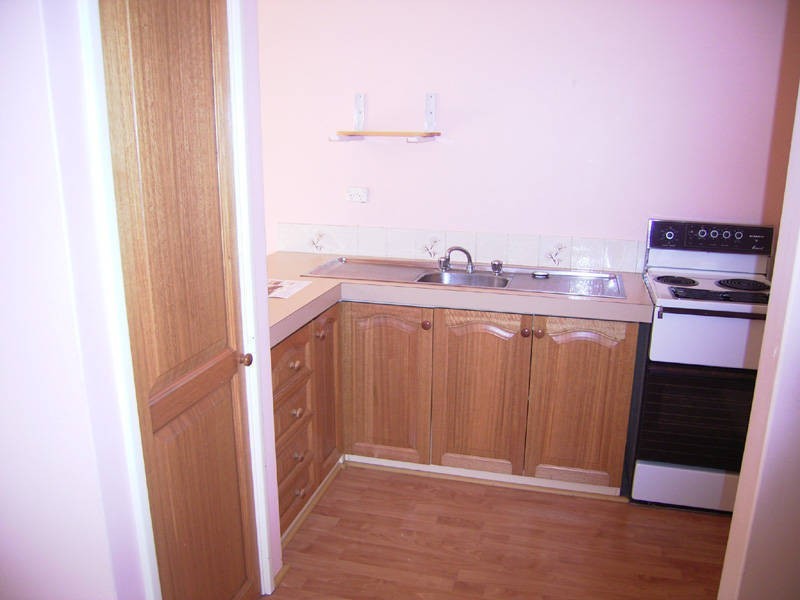 12/96 Simpson Avenue, Rockingham WA 6168