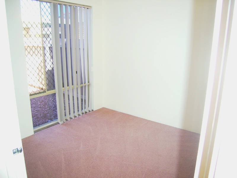 12/96 Simpson Avenue, Rockingham WA 6168