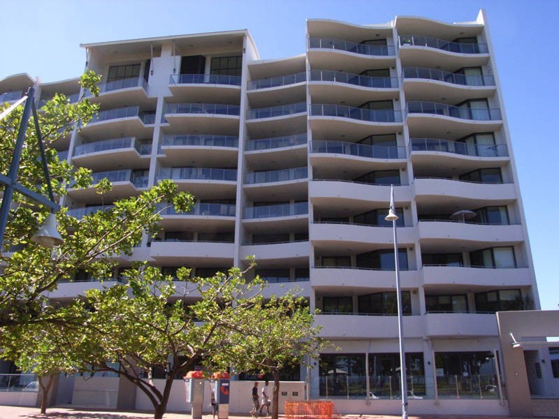 32/17-21 Rockingham Beach Road, Rockingham WA 6168