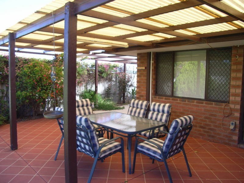 633 Mataitai Loop, Cooloongup WA 6168