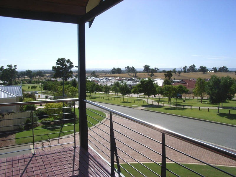 17 Felton Parkway, Baldivis WA 6171