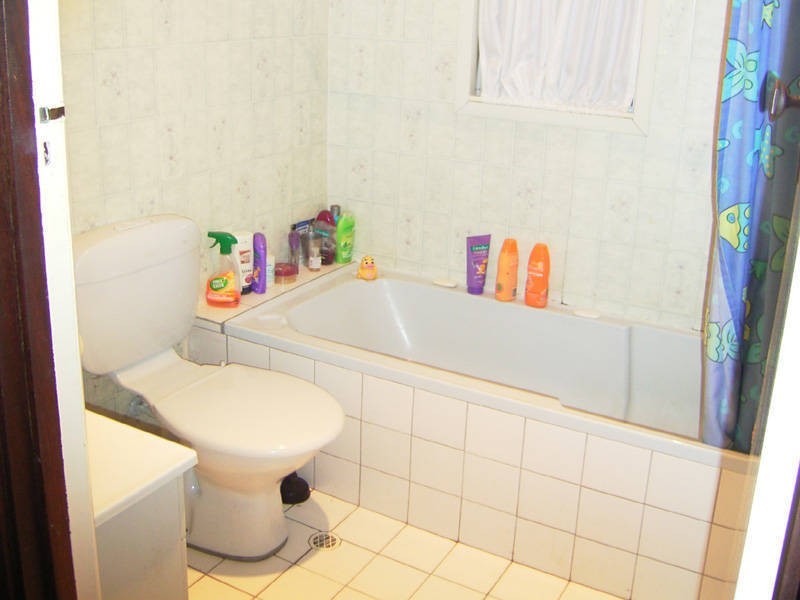 32 Lewington Street, Rockingham WA 6168