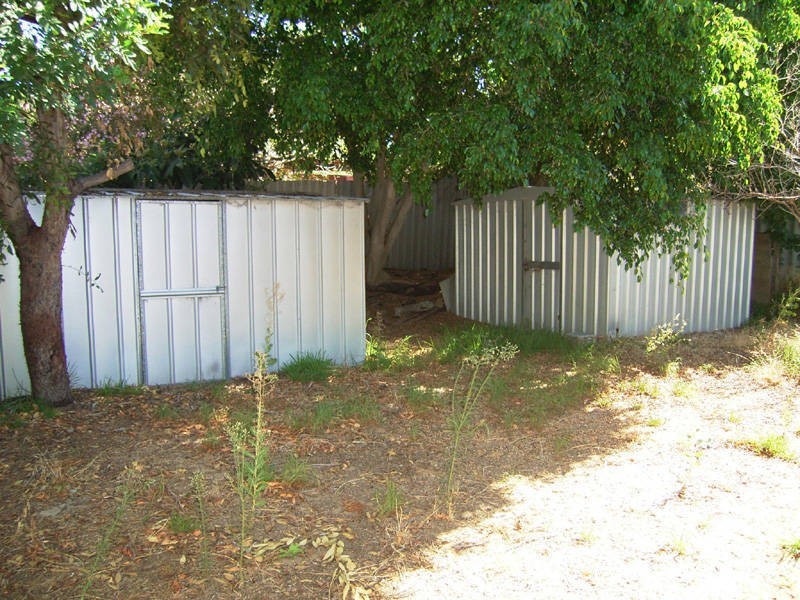 32 Lewington Street, Rockingham WA 6168