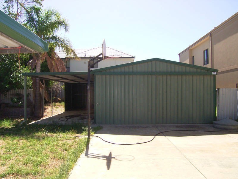 32 Lewington Street, Rockingham WA 6168
