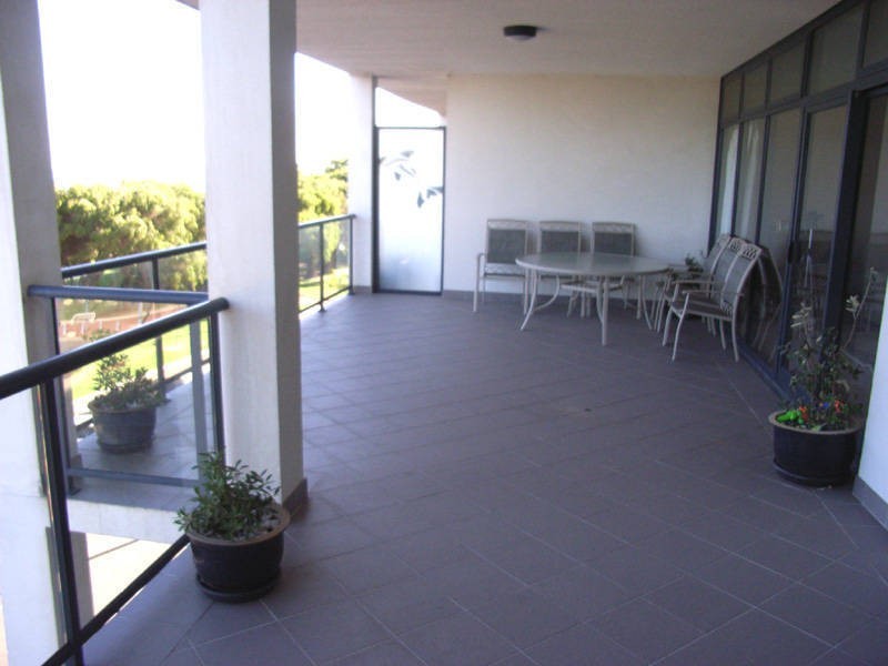 9/43 Rockingham Beach Road, Rockingham WA 6168