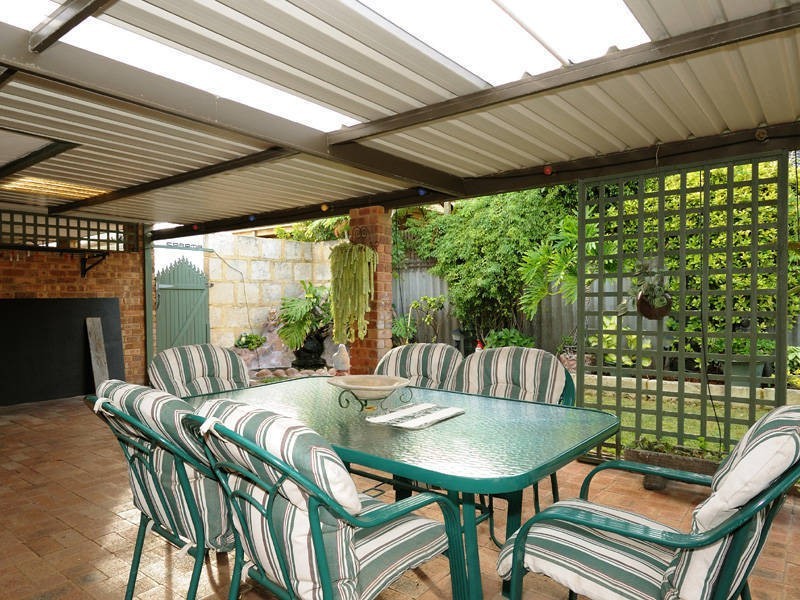 75 Fendam Street, Warnbro WA 6169