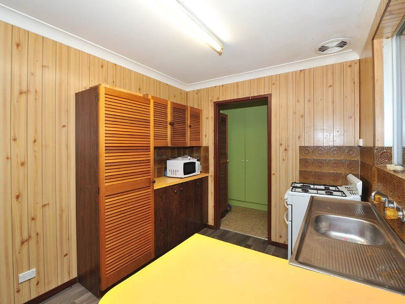 31 Kitson Street, Rockingham WA 6168