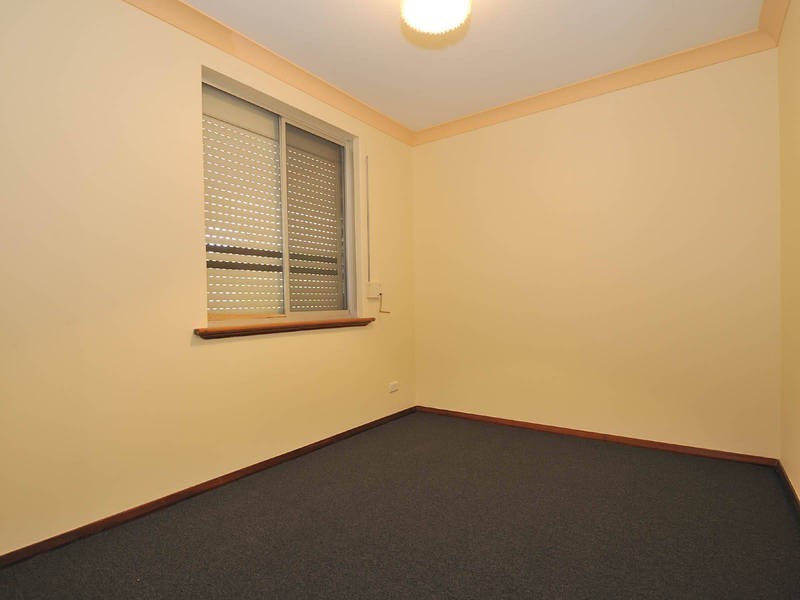 31 Kitson Street, Rockingham WA 6168