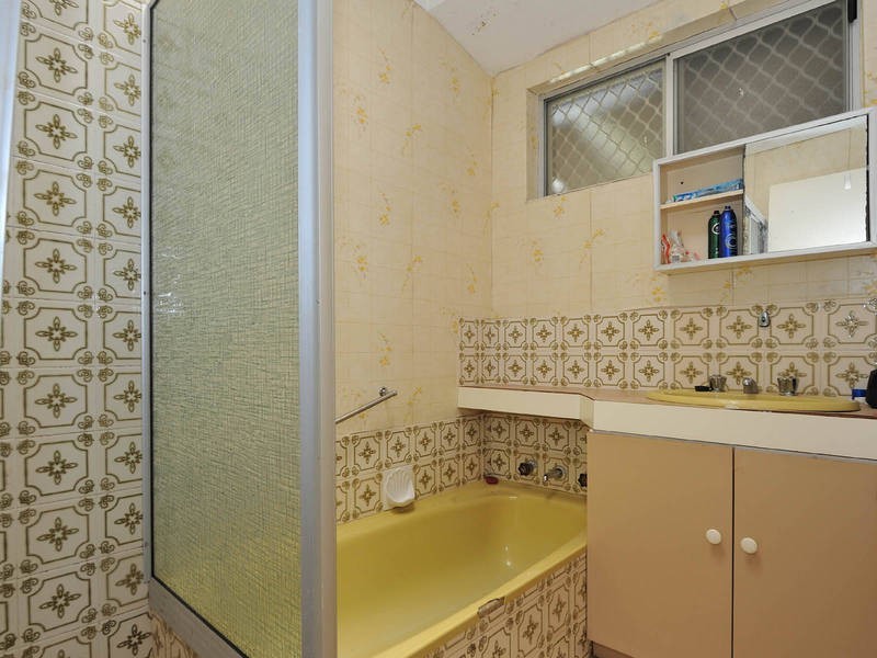 31 Kitson Street, Rockingham WA 6168