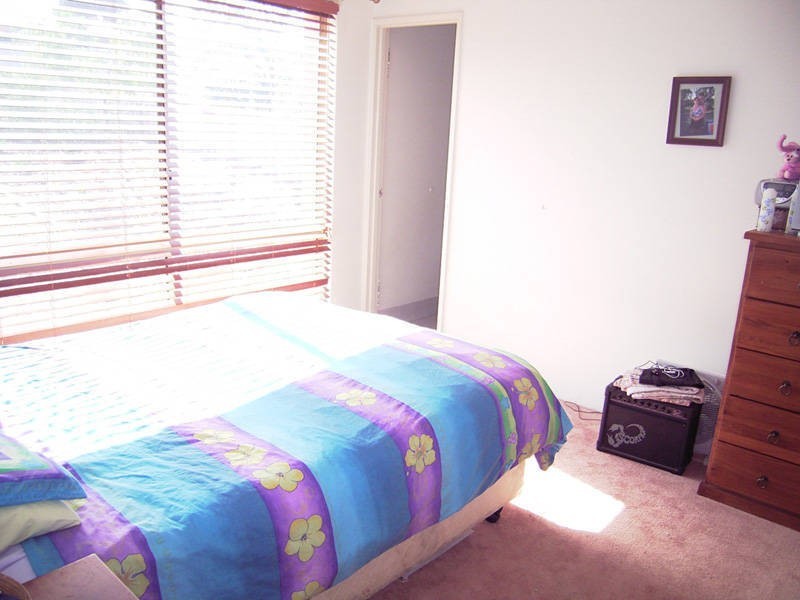 35 Camfield Loop, Parmelia WA 6167