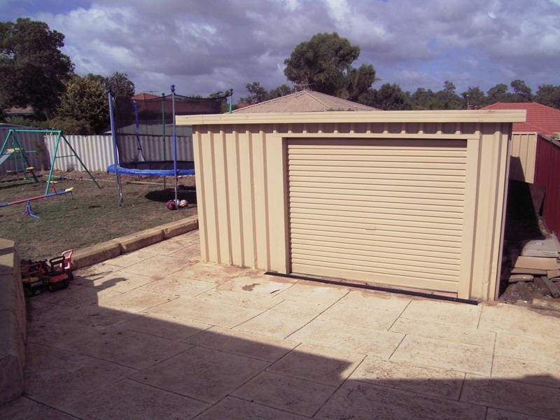 35 Camfield Loop, Parmelia WA 6167