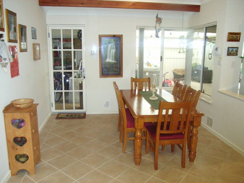 8 Calilly Way, Baldivis WA 6171