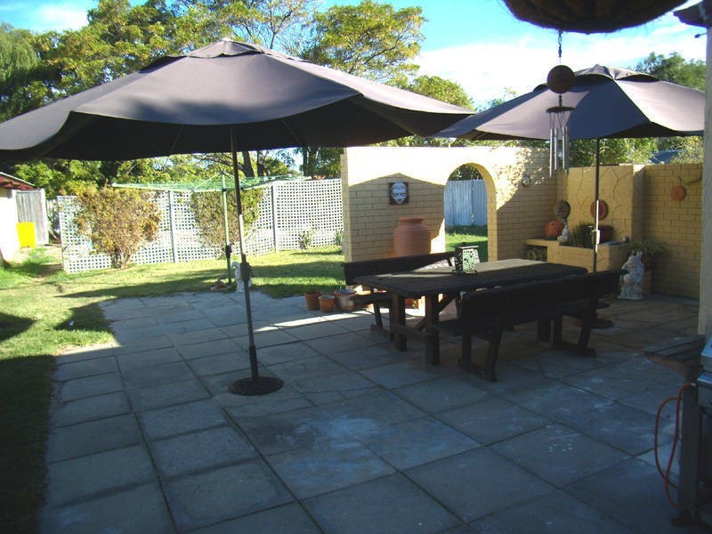 9 Light Street, Shoalwater WA 6169