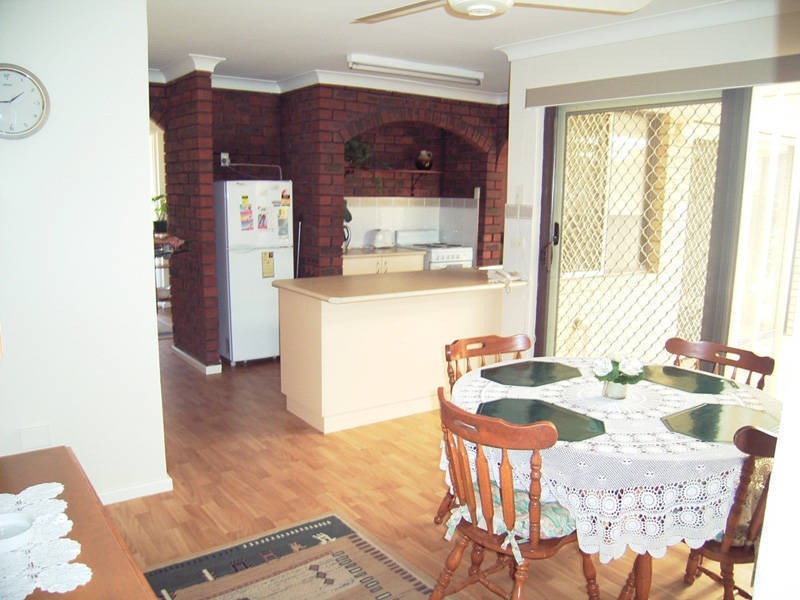 25 Kitson Street, Rockingham WA 6168