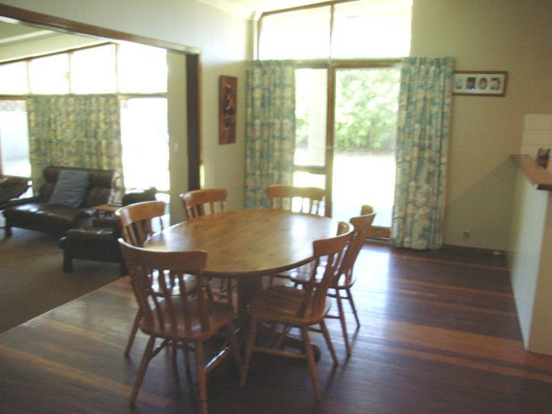 33 Seagate Street, Safety Bay WA 6169