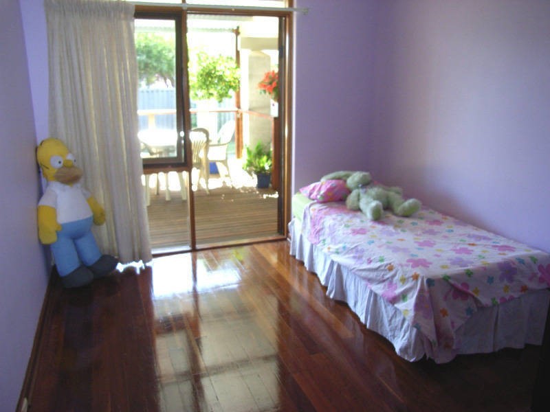 33 Seagate Street, Safety Bay WA 6169