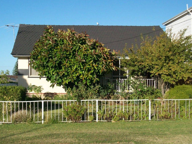 17 Florence Street, Rockingham WA 6168