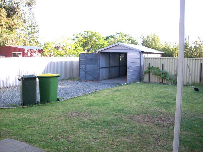 17 Florence Street, Rockingham WA 6168