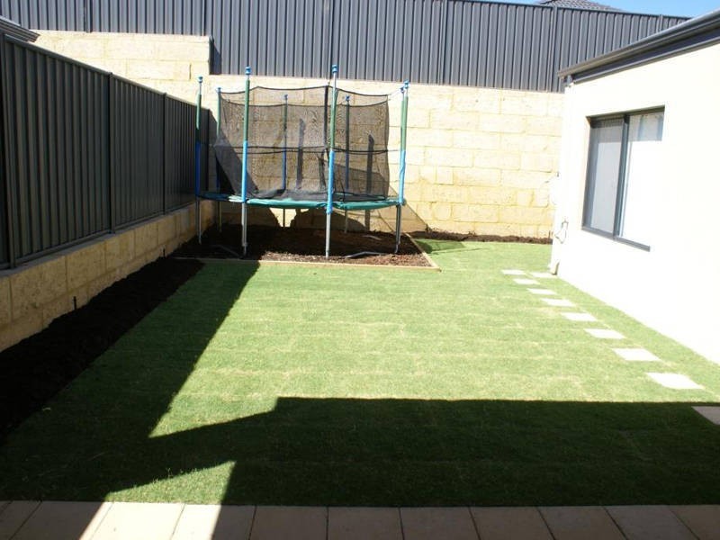 6 Mallard Way, Baldivis WA 6171