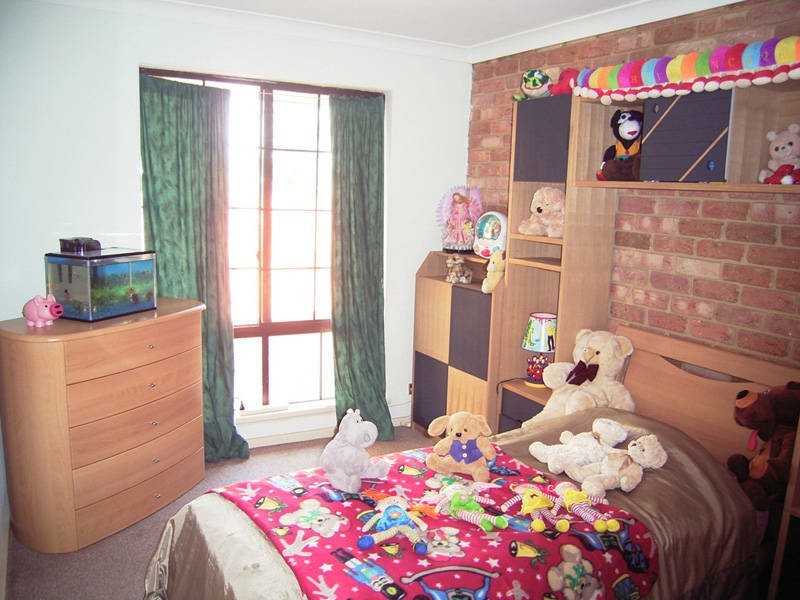 12 Salvador Close, Safety Bay WA 6169