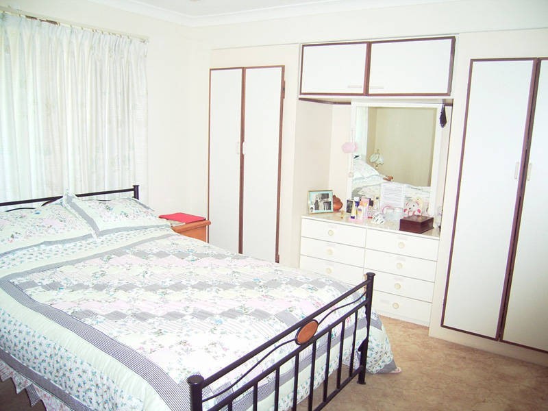 8 Carnegie Loop, Cooloongup WA 6168