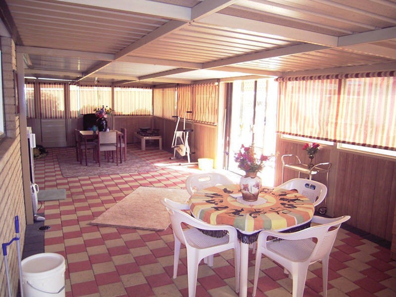 8 Carnegie Loop, Cooloongup WA 6168
