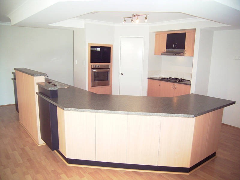 7 Antuka Road, Rockingham WA 6168