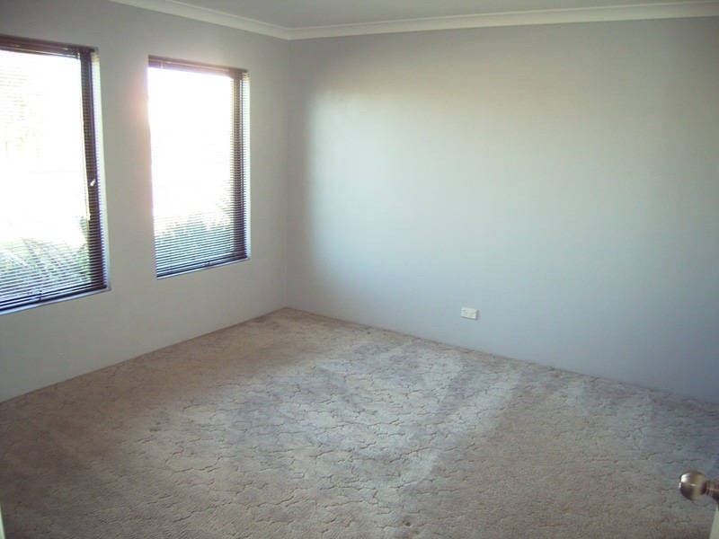 7 Antuka Road, Rockingham WA 6168