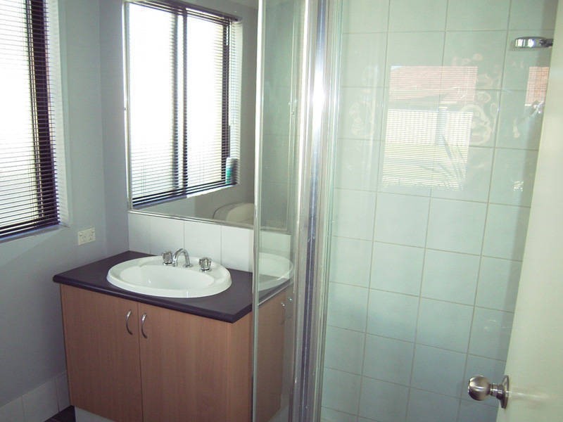 7 Antuka Road, Rockingham WA 6168