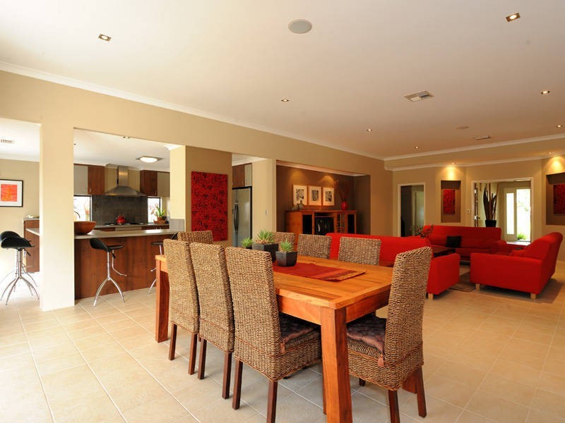 5 Bluestone Parkway, Secret Harbour WA 6173