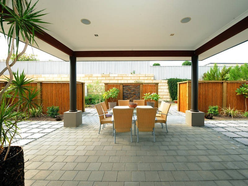 5 Bluestone Parkway, Secret Harbour WA 6173