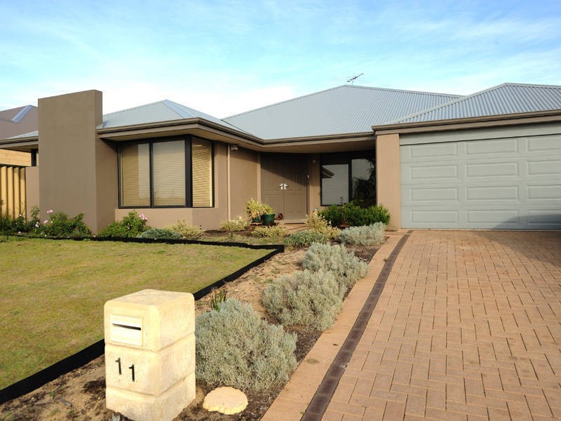 11 Mangart Road, Bertram WA 6167