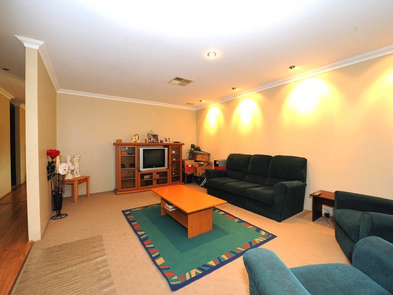 11 Mangart Road, Bertram WA 6167