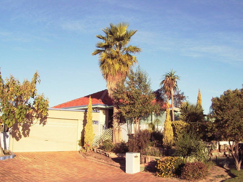 3 June Road, Safety Bay WA 6169