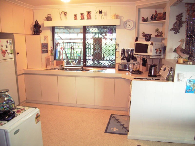 3 June Road, Safety Bay WA 6169